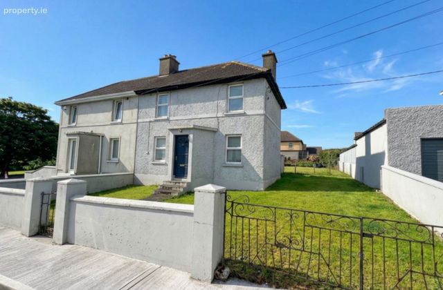 17 Murphy's Terrace, Millstreet, Co. Cork - Click to view photos