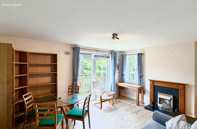 Mountbrook, Stillorgan Road, Booterstown, Co. Dublin - Click to view photos