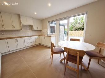 10 Sylvan Heights, Fairlands Park, Newcastle, Co. Galway