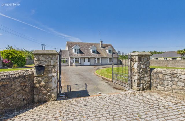 Rosebury Lodge, Ballykilliane, Drinagh, Co. Wexford - Click to view photos