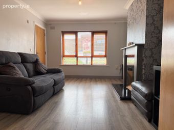 113 Deerpark Place, Kiltipper, Kiltipper, Dublin 24 - Image 4