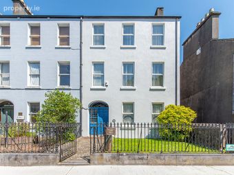 1 Devon Place, The Crescent, Taylor's Hill, Co. Galway - Image 4