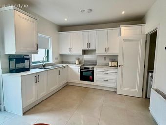 52 Newtown Avenue, The Meadows, Kill, Kill, Co. Kildare - Image 3