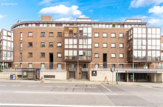 Apartment 100, The Westmoreland, Charlotte Quay Dock, Grand Canal Dock, Dublin 4 - Click to view photos