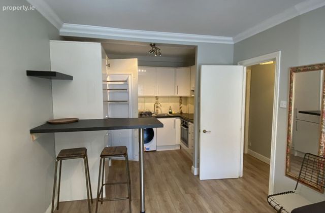 Ha'penny Bridge House, Ormond Quay, Dublin 1 - Click to view photos