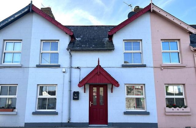 Main Street, Shinrone, Birr, Co. Offaly, Shinrone, Co. Offaly - Click to view photos