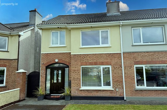 17 Lakeview, Castlebar, Co. Mayo, Castlebar, Co. Mayo - Click to view photos