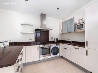 Apartment 23, Oak House, Carrickmines Green, Dublin 18, Co. Dublin, Carrickmines, Dublin 18 - Image 4