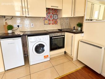 Apartment 1, 34 Longwood Avenue, Portobello, Dublin 8, Portobello, Dublin 8 - Image 4