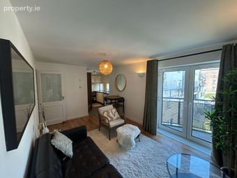Apartment 38, Block B, South Terrace Court, Cork City Centre, Co. Cork - Image 3