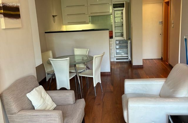 25 Fitzwilliam Court, Winton Road, Ranelagh, Dublin 6 - Click to view photos