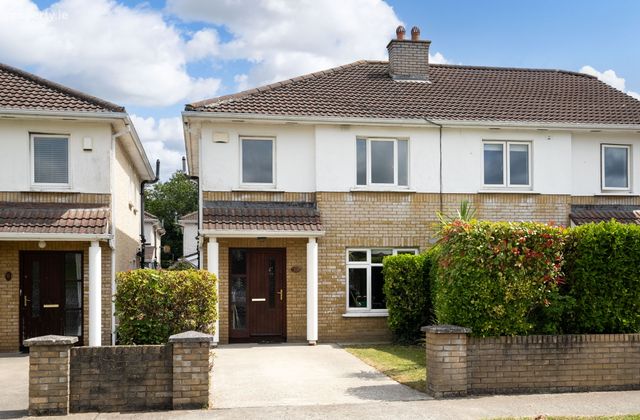 13 Woodstown Lane, Woodstown Village, Dublin 16, Dublin 16 - Click to view photos