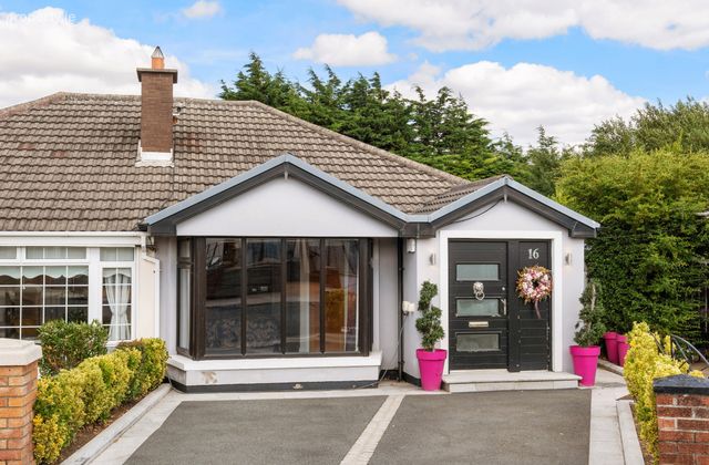 16 Oakcourt Park, Palmerstown, Dublin 20, Palmerstown, Dublin 20 - Click to view photos