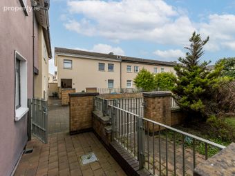 60 Dolmen Court, Dublin 11, Poppintree, Dublin 11 - Image 2