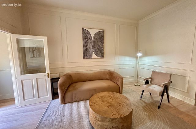 Mountjoy Square Two Bed Apartment, Dublin 1 - Click to view photos