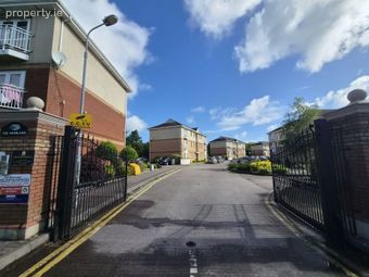 5 Erris, The Headlands, Wilton, Bishopstown, Co. Cork - Image 2