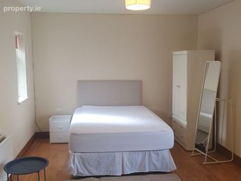 Beach Court, Salthill, Co. Galway - Image 3