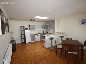 Apartment 9, South Channel Court, Cork City Centre, Co. Cork - Image 3