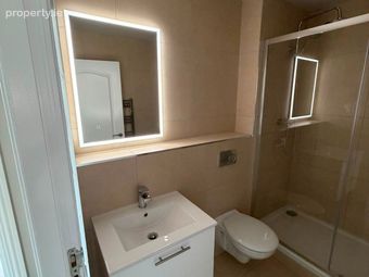 Apartment 10, The Academy, Park West Pointe, Yeats Way, Park West, Dublin 12 - Image 5