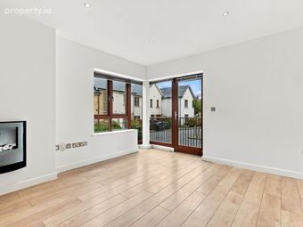 11 The Court, Robswall, Malahide, Co. Dublin - Image 3