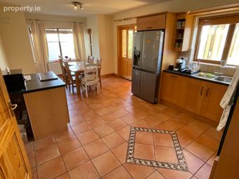 7 Speers Green, Forest Park, Dromahair, Co. Leitrim - Image 3