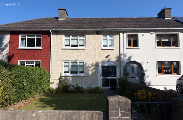 52 Glendhu Road, Navan Road, Ashtown, Dublin 7 - Click to view photos