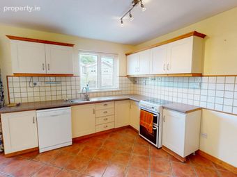 13 Glendower Court, Ballincollig, Carrigrohane, Co. Cork - Image 4