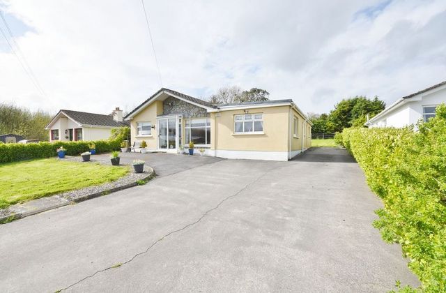 Dromtacker, Tralee, Tralee, Co. Kerry - Click to view photos