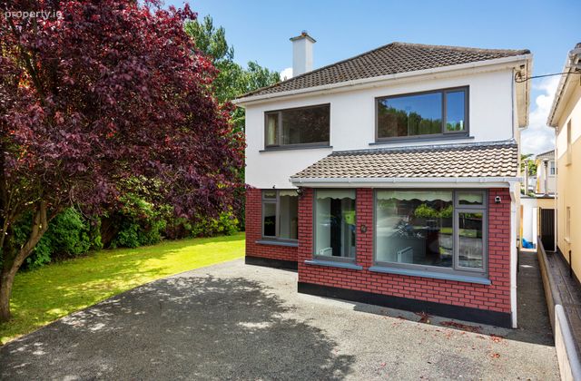 76 Beech Grove, Lucan, Co Dublin, Lucan, Co. Dublin - Click to view photos