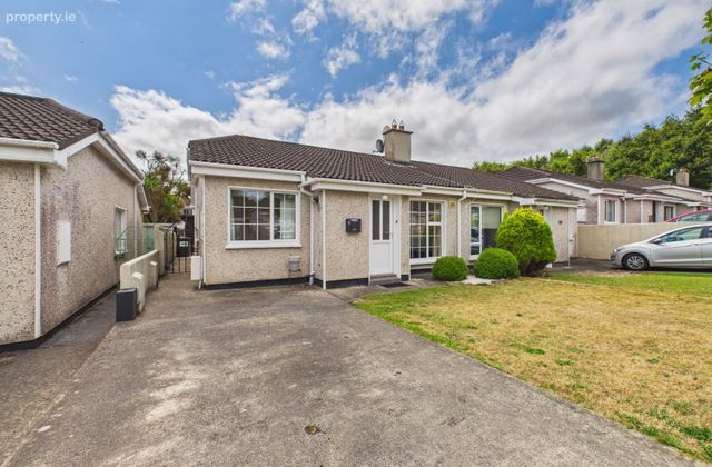 7 Kenure Court, Powerscourt, Waterford City Centre, Co. Waterford - Click to view photos