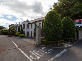 2 Aubreyville, Shankill, Dublin 18 - Image 2
