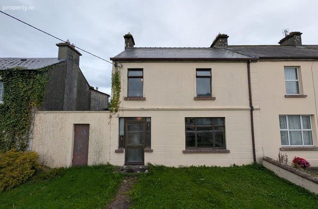 Station View, Teeling St, Tubbercurry, Co. Sligo, Tubbercurry, Co. Sligo - Click to view photos