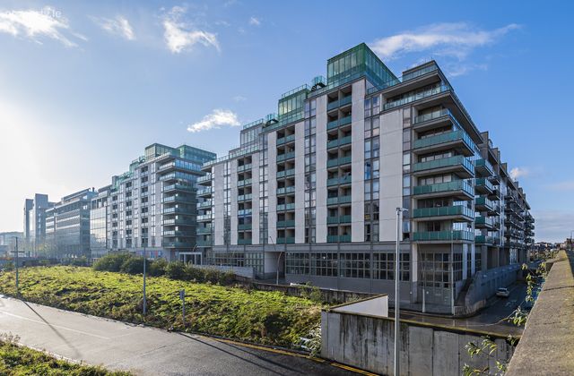 Apartment 27, Riverstown House, Dublin 1 - Click to view photos