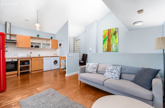 23 Scarlet Row, Essex Street West, Dublin 8, Co. Dublin, Temple Bar, Dublin 8 - Click to view photos