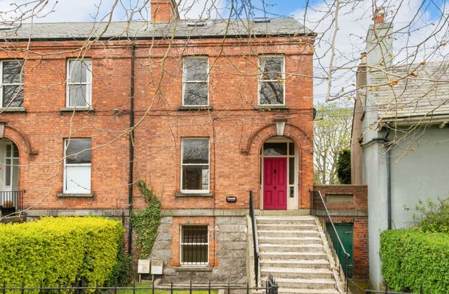 5 St James's Terrace, Sandymount Road, Sandymount, Dublin 4, Sandymount, Dublin 4 - Click to view photos