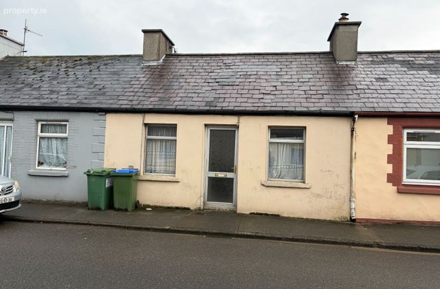 14 Caherina Cottages, Tralee, Co. Kerry - Click to view photos