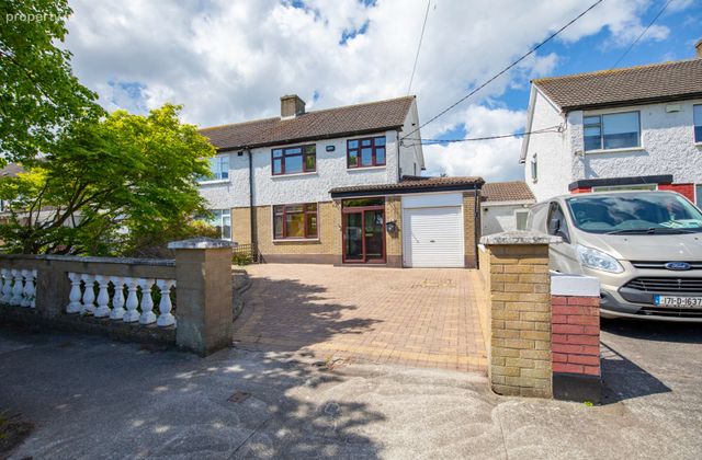27 Beechlawn Grove, Dublin 5, Kilmore, Dublin 5 - Click to view photos
