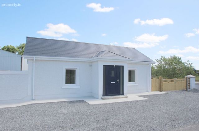 Derryiron, Rhode, Rhode, Co. Offaly - Click to view photos