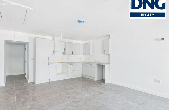 Lakeview West, Roscommon Road, Athlone, Co. Westmeath - Click to view photos