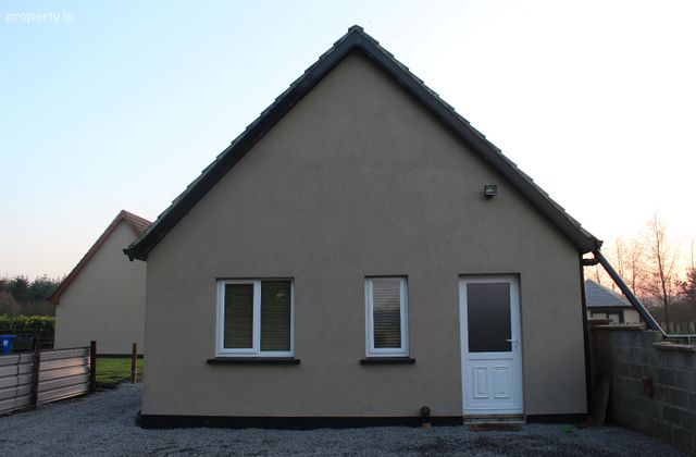 Barraderra, Monasterevin, Co. Kildare - Click to view photos