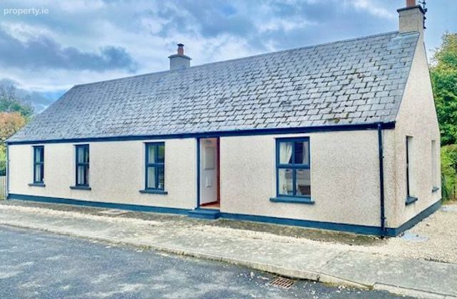 11 Kinnegar Close, Rathmullan, Co. Donegal - Click to view photos