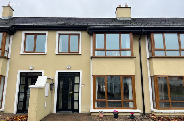 13 Dunbeag, Newport Road, Castlebar, Co. Mayo, Castlebar, Co. Mayo - Click to view photos