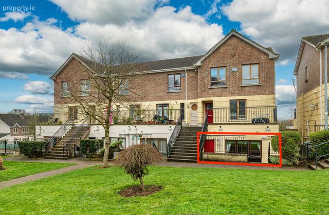 4 Woodleigh Way, Blessington, Co. Wicklow, Blessington, Co. Wicklow - Click to view photos