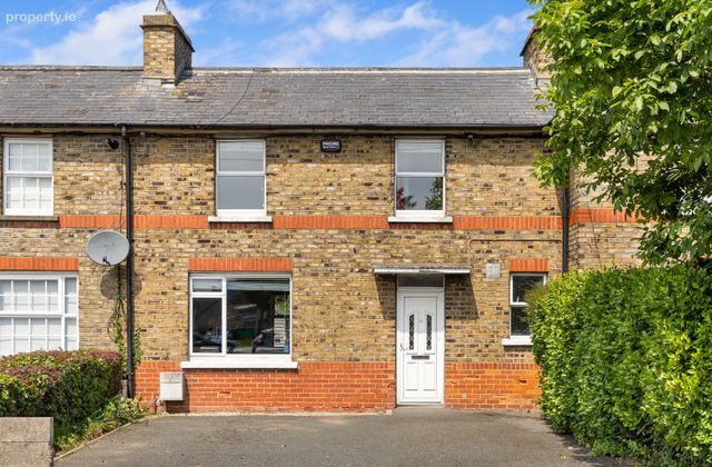 16 Sallynoggin Villas, Dun Laoghaire, Co. Dublin - Click to view photos