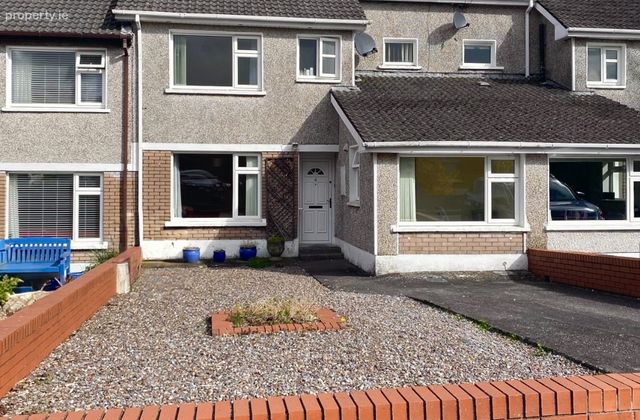 Roseilla, 4 Kenley Heights, Model Farm Road, Co. Cork - Click to view photos