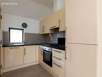 4 Aubreyville, Dublin Road, Shankill, Dublin 18 - Image 2