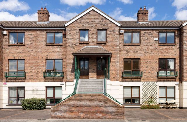 65 Glenmalure Square, Milltown, Dublin 6 - Click to view photos