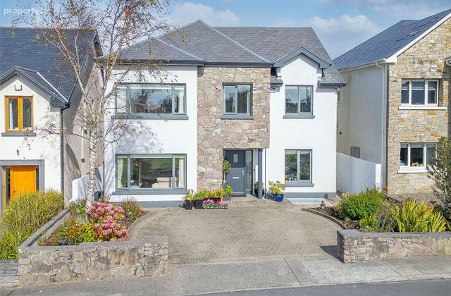 10 Saint Claires, Taylor's Hill, Co. Galway - Click to view photos