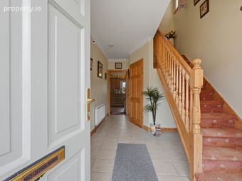 18 Lowpark Avenue, Charlestown, Co Mayo, Charlestown, Co. Mayo - Image 2