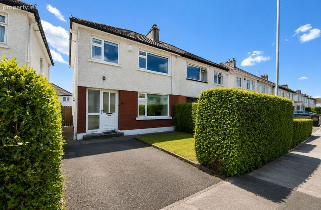 24 Donscourt, Bishopstown, Wilton, Co. Cork - Click to view photos